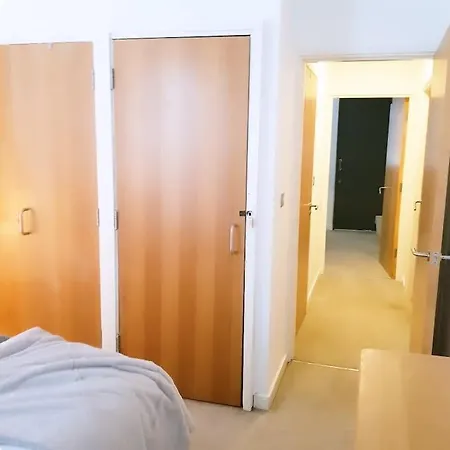 Appartement 2 Bed Flat In Centre