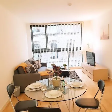 2 Bed Flat In Centre * Leeds (West Yorkshire)