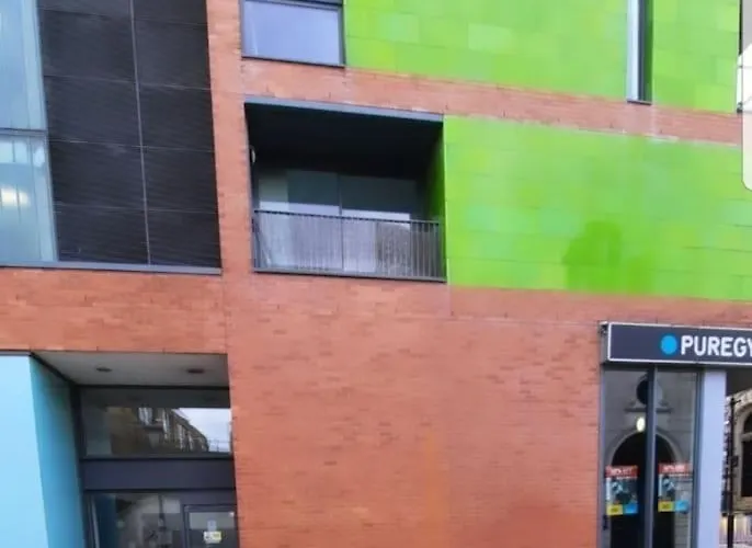 Апартаменти 2 Bed Flat In Centre *