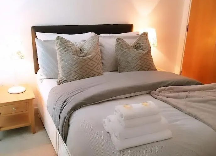 2 Bed Flat In Centre 利兹